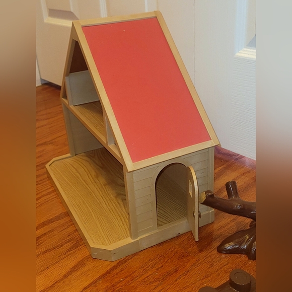 Vtg Red Roof Sylvanian Families EPOCH House, Treehouse, Bench - Picture 5 of 9